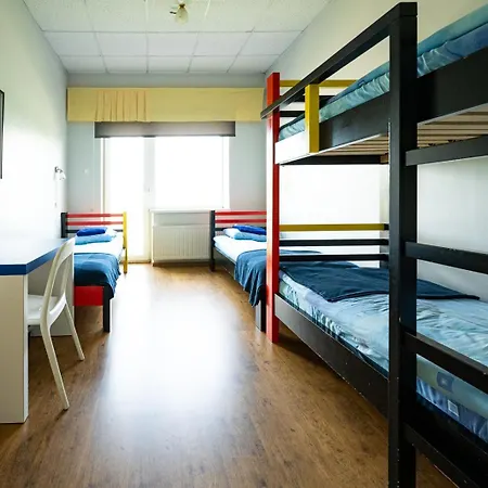 Tamme Staadioni Hostel *